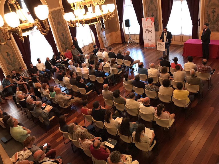 Lliurament de les plaques commemoratives als finalistes | SBD Esport