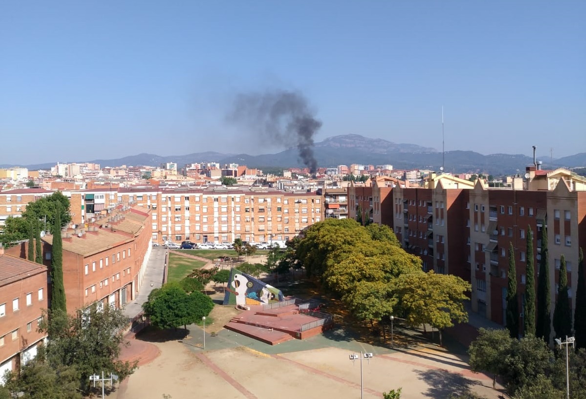 Columna de fum a la Plana del Pintor | Arnau Giannoni
